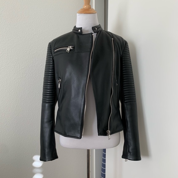 Zara - Picture 2 of 7